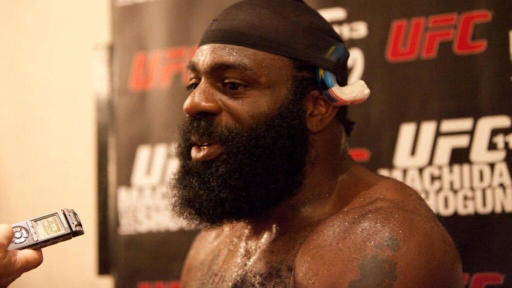 Bellator 149: Dada 5000 carried out of the cage on a stretcher