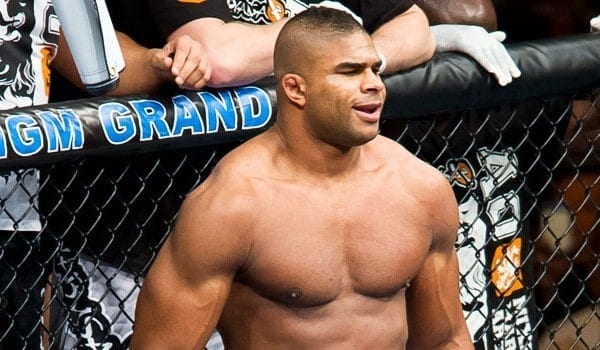 alistair overeem vs. junior dos santos ufc record