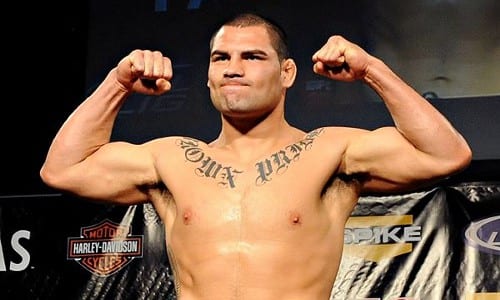 Dana White Hints That Velasquez Could Be Stripped Of Title If He Can’t Return