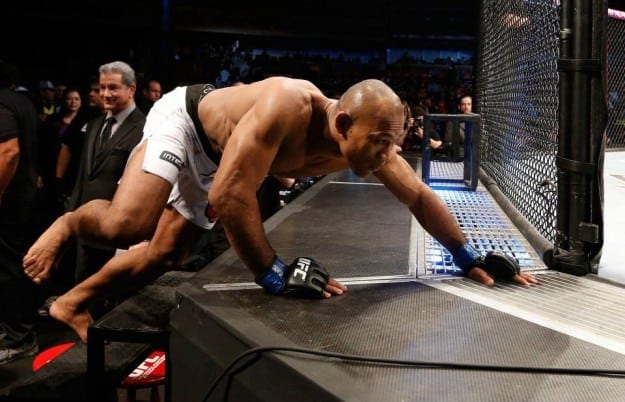 Jacare Souza Forced Out Of UFC 184 Bout With Yoel Romero