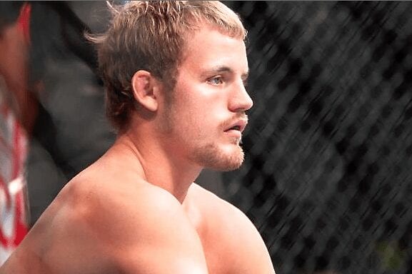 fight night 53 weigh ins