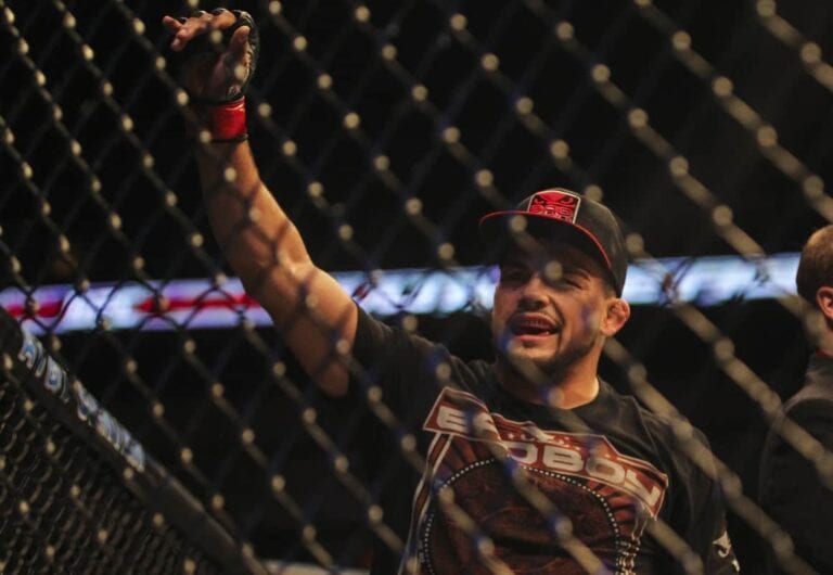 Kelvin Gastelum Brutalizes Nate Marquardt With Second Round TKO at UFC 188