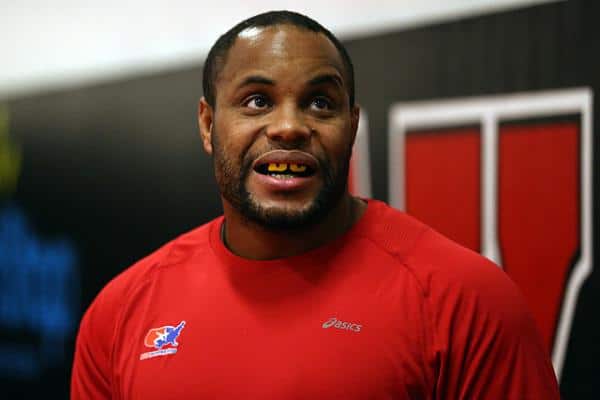 Daniel Cormier Compares Himself To Hated WWE Champion