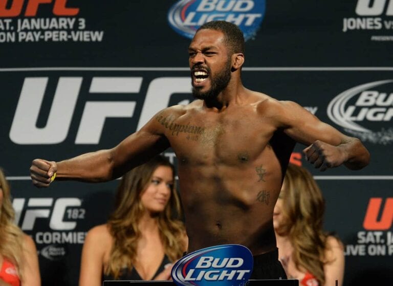 Video: Watch Jon Jones Deadlift 600 Pounds