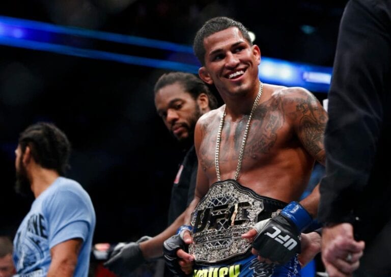 Anthony Pettis Plans On First Round Knockout At UFC 185