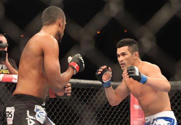 UFC Fight Night 67 Results: Francimar Barroso Outlasts Ryan Jimmo Following Brutal Groin Shot