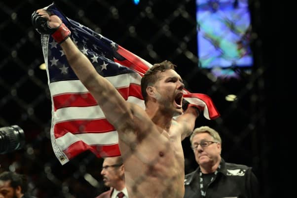 Chris Weidman: Michael Bisping Should Be Kissing My Feet