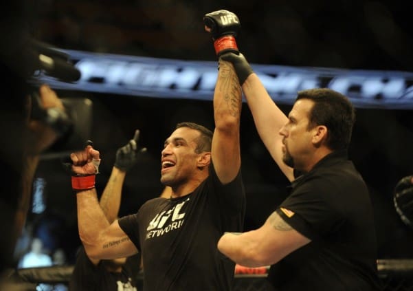 Fabricio Werdum Batters, Submits Cain Velasquez In Mexico City