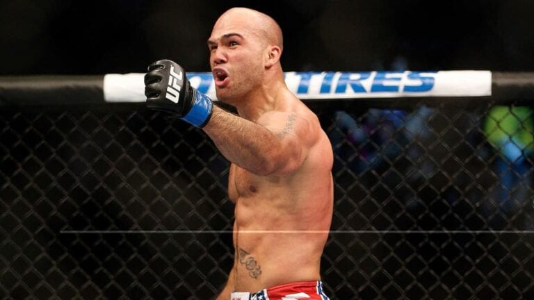 Robbie Lawler Retains Title In Classic With Carlos Condit
