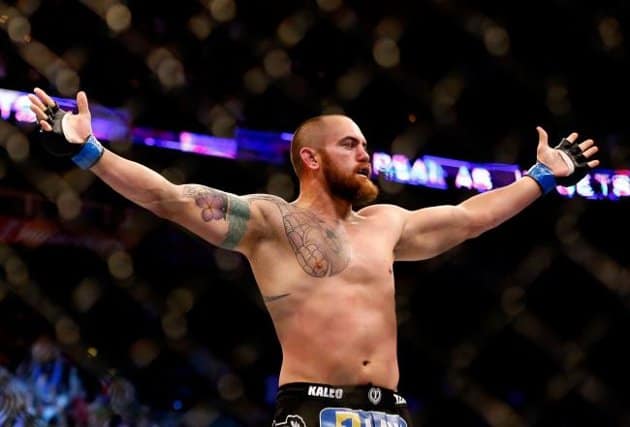Manager: Travis Browne Is An Innocent Man