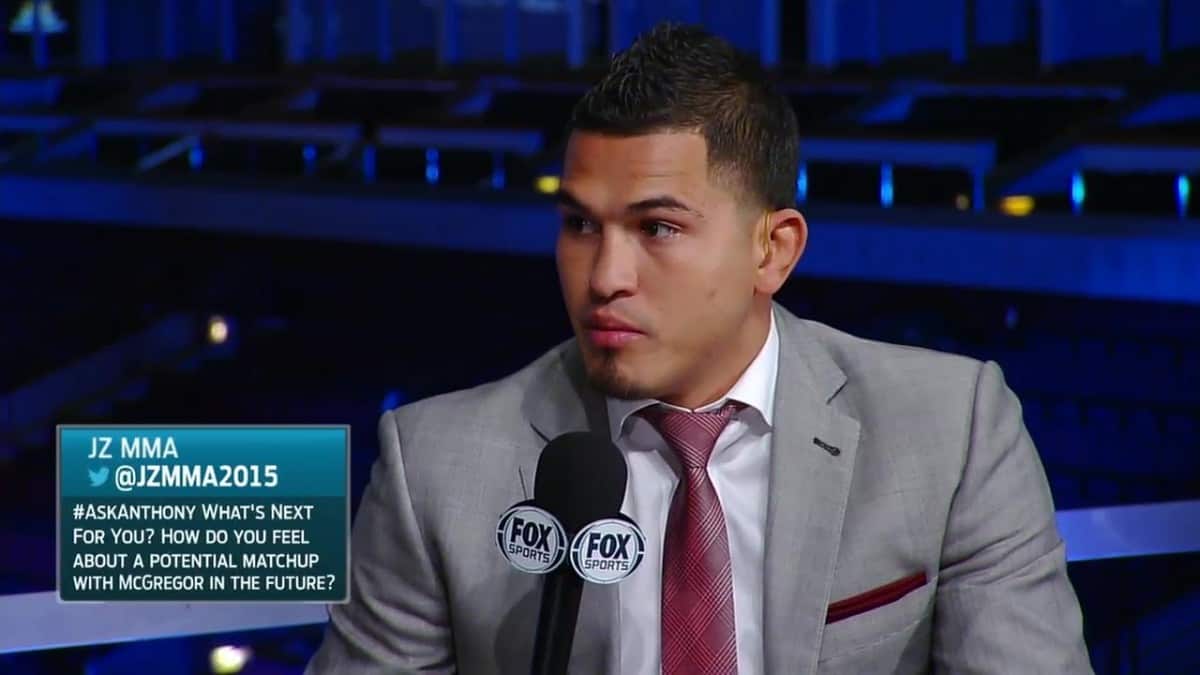 Anthony Pettis Calls Out Conor McGregor At Lightweight 1