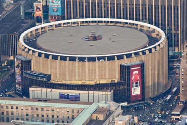 UFC Suing New York, Announces 2016 Event In Madison Square Garden