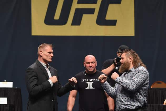 Why You Should Watch Josh Barnett vs. Roy Nelson 1 nelson vs. barnett