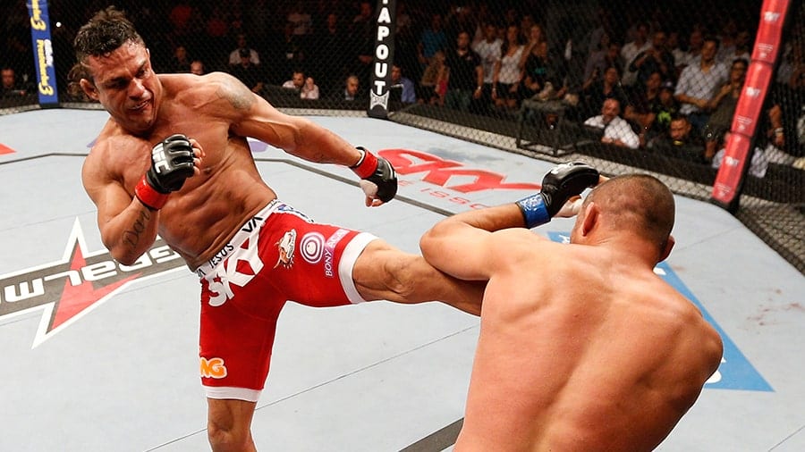 Vitor Belfort hands Dan Henderson first KO loss at UFC Fight Night ...