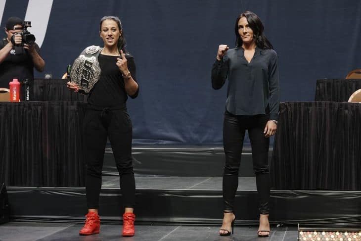 Joanna Jedrzejczyk vs. Valerie Letourneau