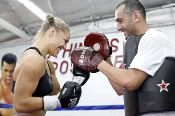 Ronda Rousey In Talks With Oscar De La Hoya Over Boxing Future