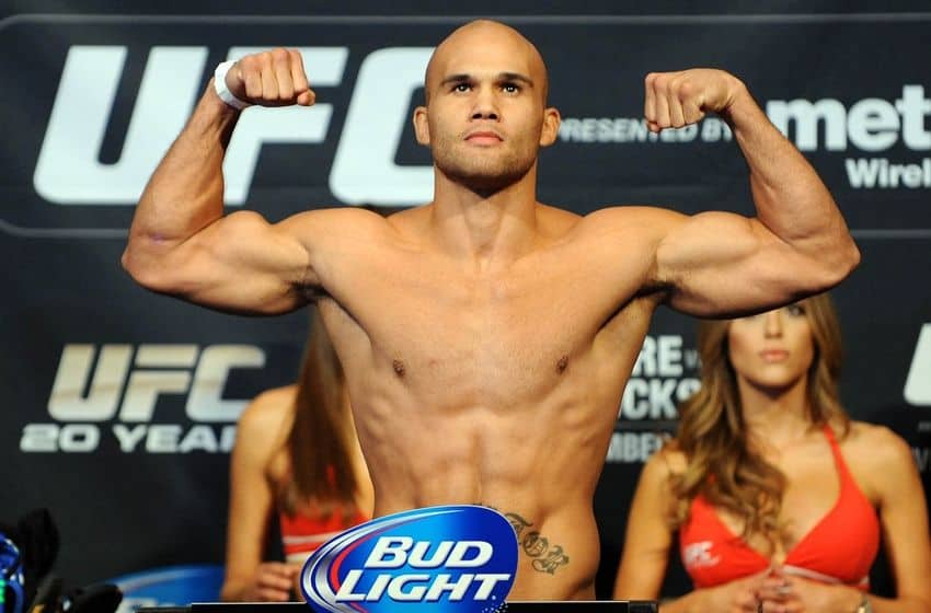 robbie-lawler-mma-ufc-167-weigh-ins-850x560[1]