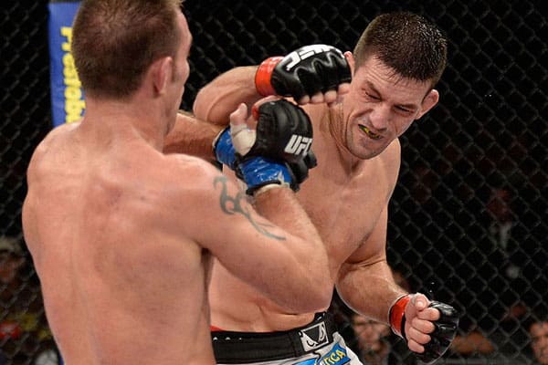 UFC Fight Night 29 Demian Maia acerta soco em Jake Shields Foto Jeff BottariZuffa LLCGetty Images1