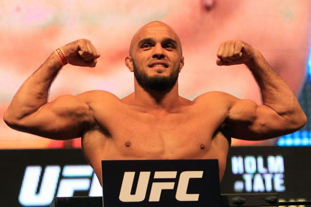 Ilir Latifi	Sweeps Scorecards In Win Over Gian Villante