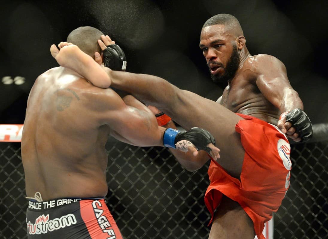 Jon Jones Destroys Daniel Cormier With Head Kick In UFC 214 Main Event 1 USATSI 8312147 168382968 lowres