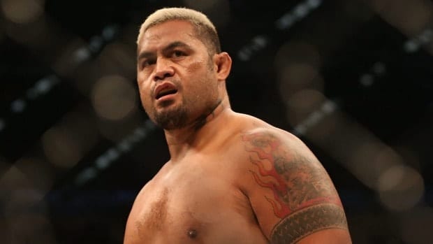 Mark Hunt Discusses One Of The Lowest Moments In His Life
