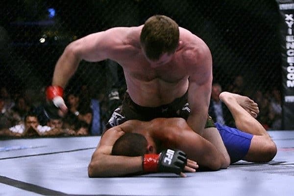 MAtt Hughes vs Royce Gracie