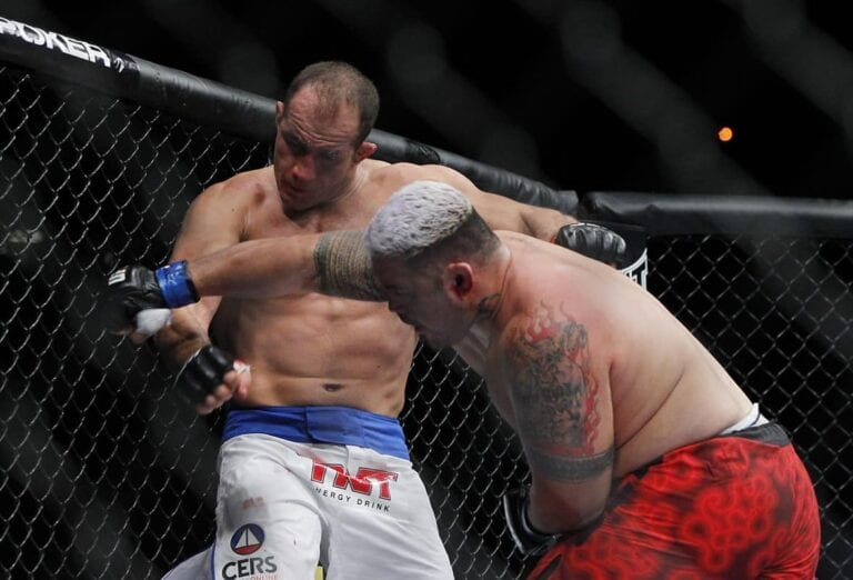 Mark Hunt Is Ready For His Rematch With Junior Dos Santos
