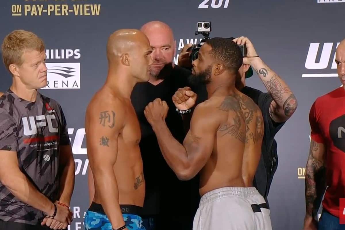 Best Of The Best: The Top 12 MMA Knockouts Of 2016 4 LawlerWoodleyStare