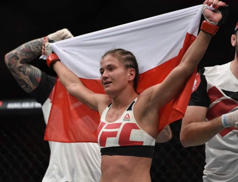 Karolina Kowalkiewicz	Takes Split Decision Against ‘Thug’ Rose