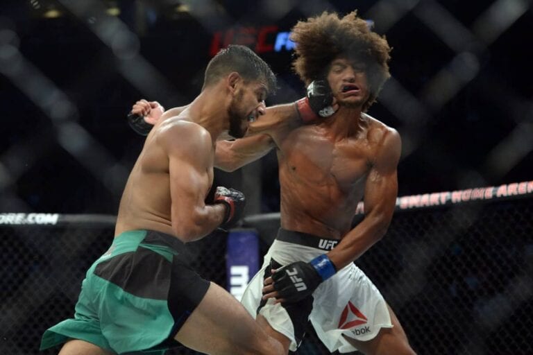 UFC Fight Night 92 Bonuses: Yair Rodriguez and Alex Caceres Bank $50,000