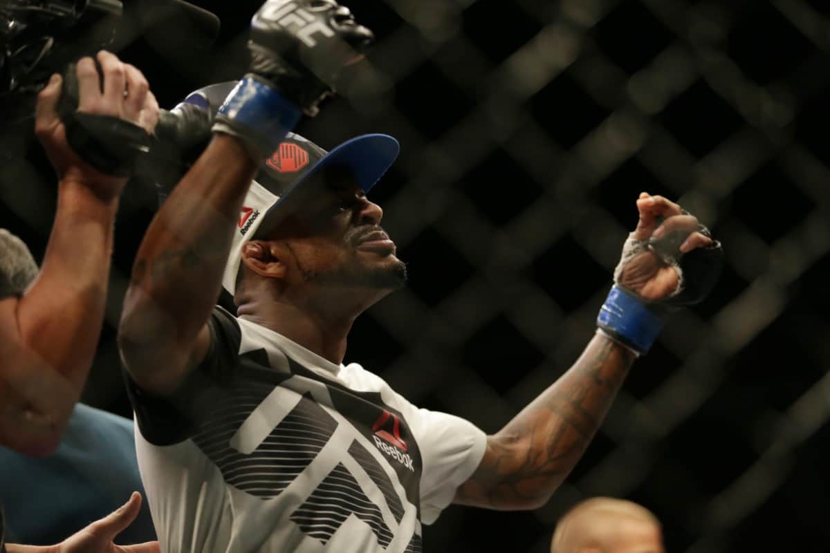 Twitter Reacts To Michael Johnson's Huge Knockout 1 USATSI 9547923 168382968 lowres