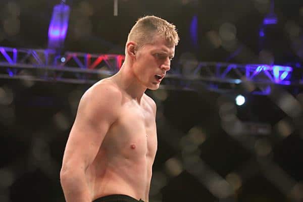 Alexander Volkov Batters Stefan Struve In Heavyweight War