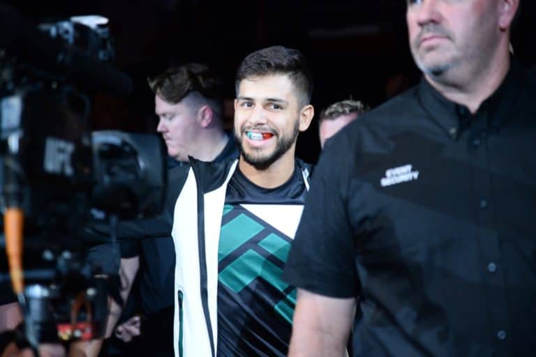 Yair Rodriguez Accuses Jeremy Stephens Of ‘Quitting’ At UFC Mexico City