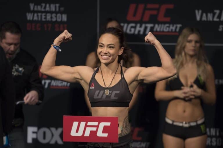 Michelle Waterson Chokes Out Paige VanZant In First Round