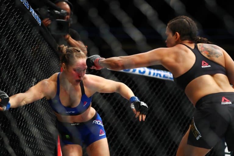 Amanda Nunes Destroys Ronda Rousey In 48 Seconds