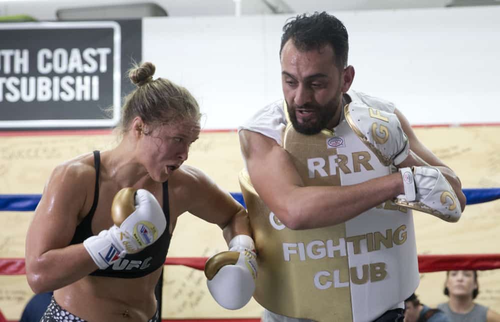 ap_ufc_rousey_brazil_74520166-e1444828763907[1]