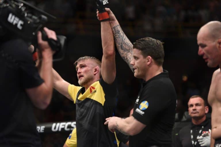 UFC Fight Night 109 Reebok Fighter Payouts: Alexander Gustafsson & Glover Teixeira Top List