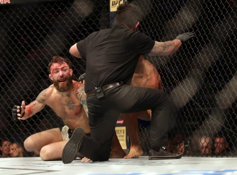 Update: Michael Chiesa vs. Anthony Pettis Canceled
