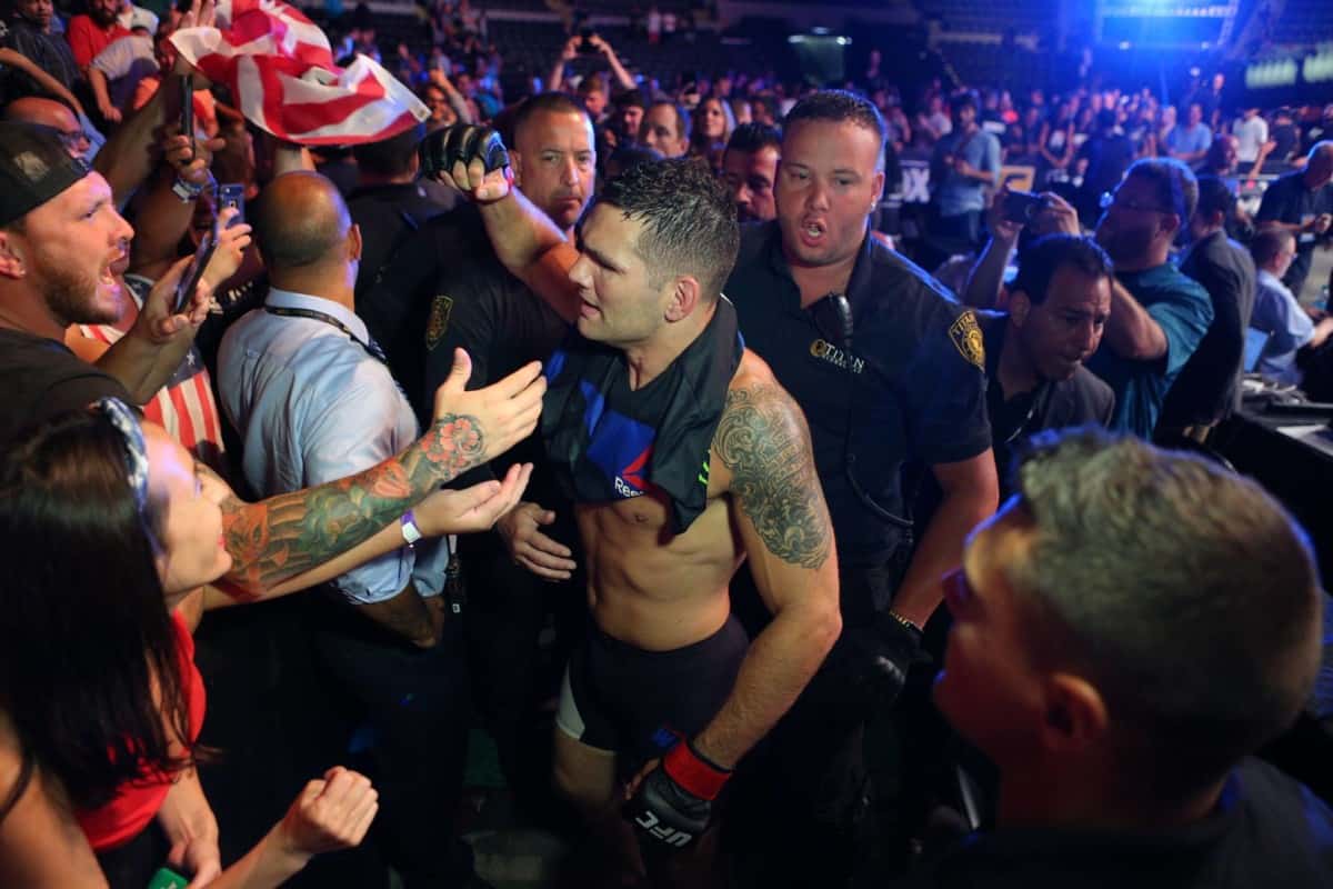 UFC on FOX 25 Bonuses: Chris Weidman Snubbed 1 20314776 1377109988991102 732877317 o