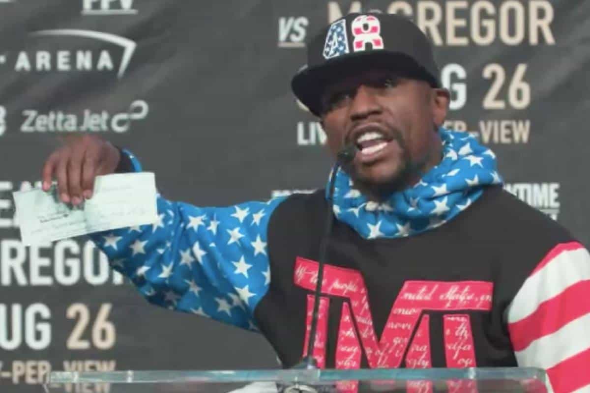 Floyd Mayweather Flaunts $100 Million Check At Press Conference 1 Mayweather 2
