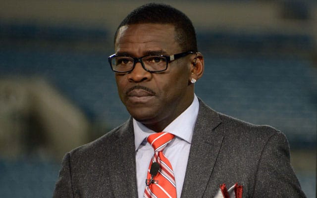 NFL Hall Of Famer Says He Wants To Fight In MMA