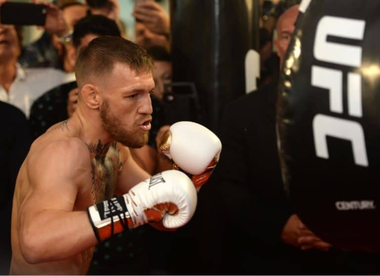 Ref Clarifies McGregor-Malignaggi Knockdown Video