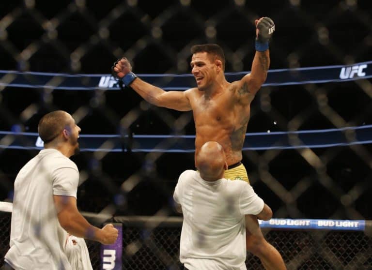 Rafael Dos Anjos Earns First-Round Submission Over Neil Magny