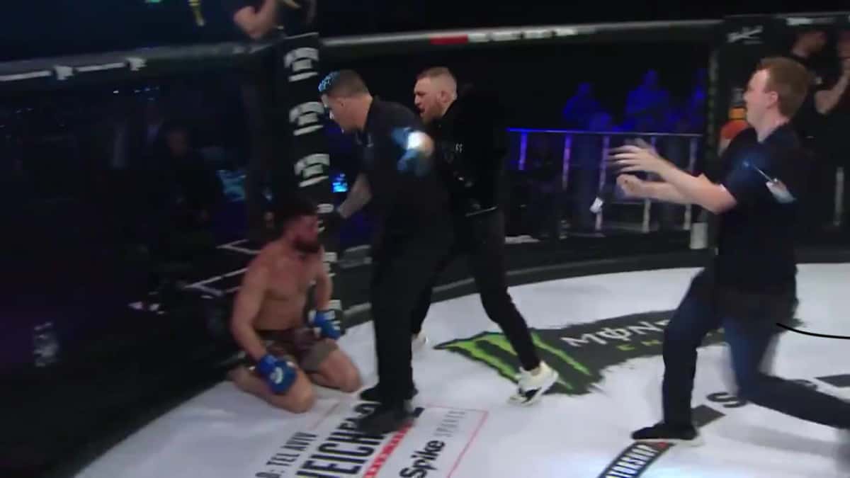 Twitter Reacts To Conor McGregor Crashing Cage At Bellator 187 1 A73BDBF0 05D1 4BB7 8B22 8251FD492F59