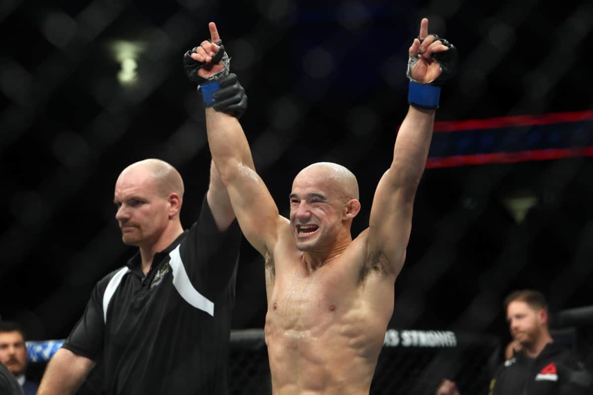 Highlights: Marlon Moraes Starches Sterling With Brutal Knee 1 USATSI 10405762 168382968 lowres 1