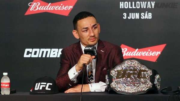 Max Holloway Hits Back At Conor McGregor For Deleting Tweets