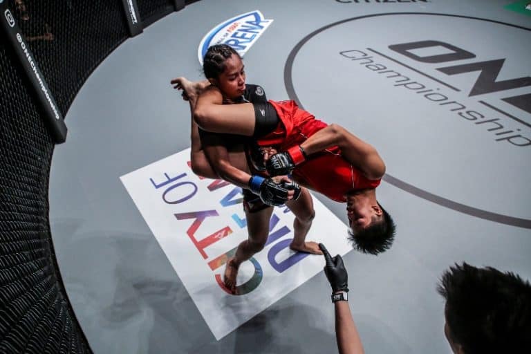 Video: Female MMA Fight Ends With Monstrous Slam KO