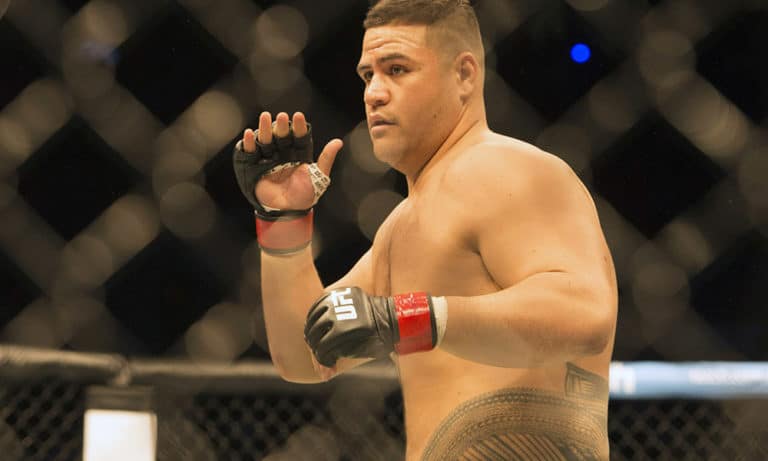 Rising Heavyweight Says Shoe Beer Chug Was Enough For UFC Bonus