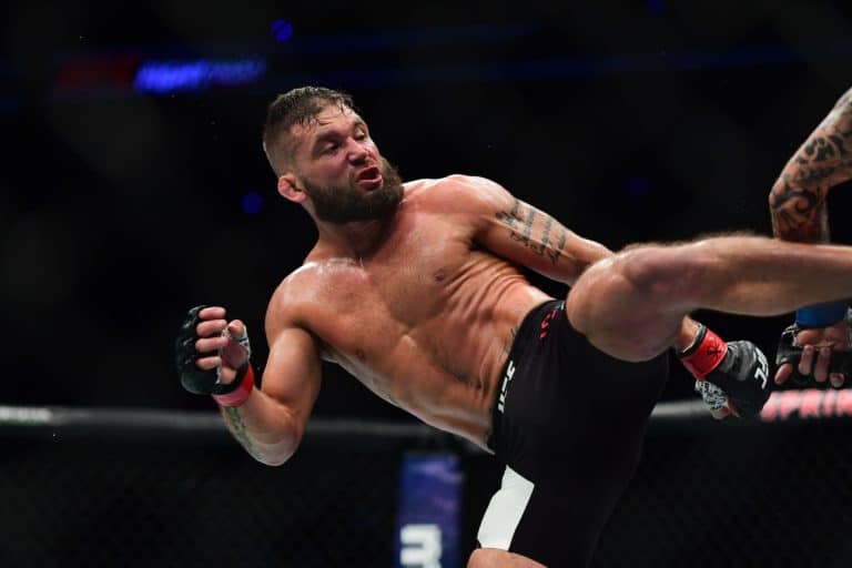 Daniel Cormier & Dominick Cruz Argue Over Controversial UFC on FOX 28 Main Event