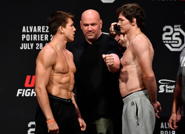 Alex Hernandez Outworks Olivier Aubin-Mercier In Calgary